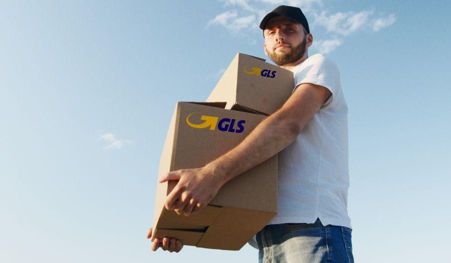 Comparing GLS and UPS: Which Package Delivery Service is Better?